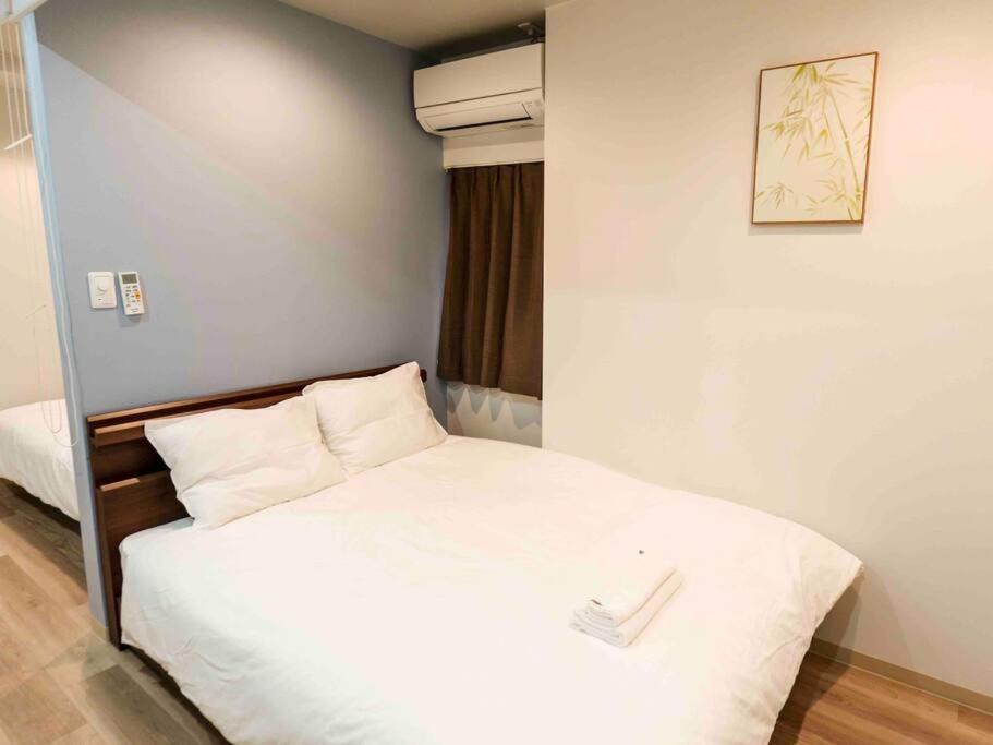 吉福屋/机场直达/3分步行地铁jr/14分usj/心斋桥/難波 Villa Osaka Bagian luar foto