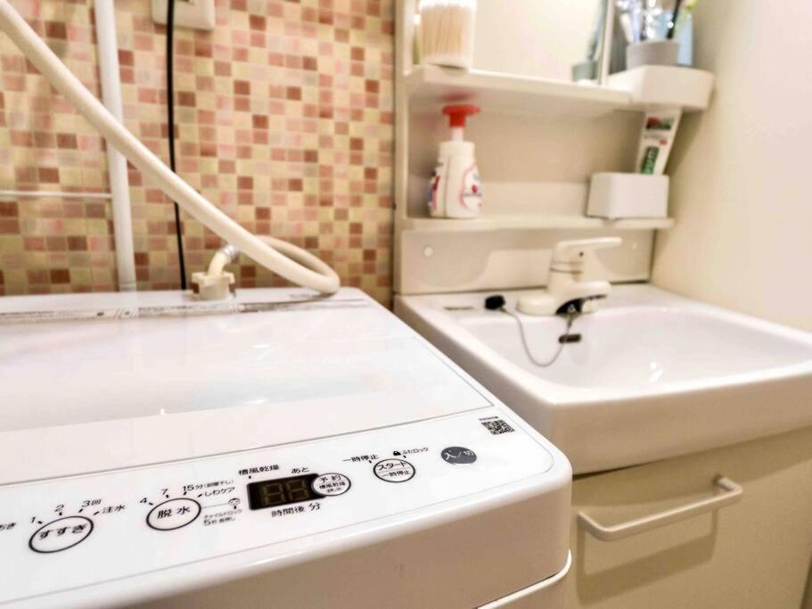 吉福屋/机场直达/3分步行地铁jr/14分usj/心斋桥/難波 Villa Osaka Bagian luar foto